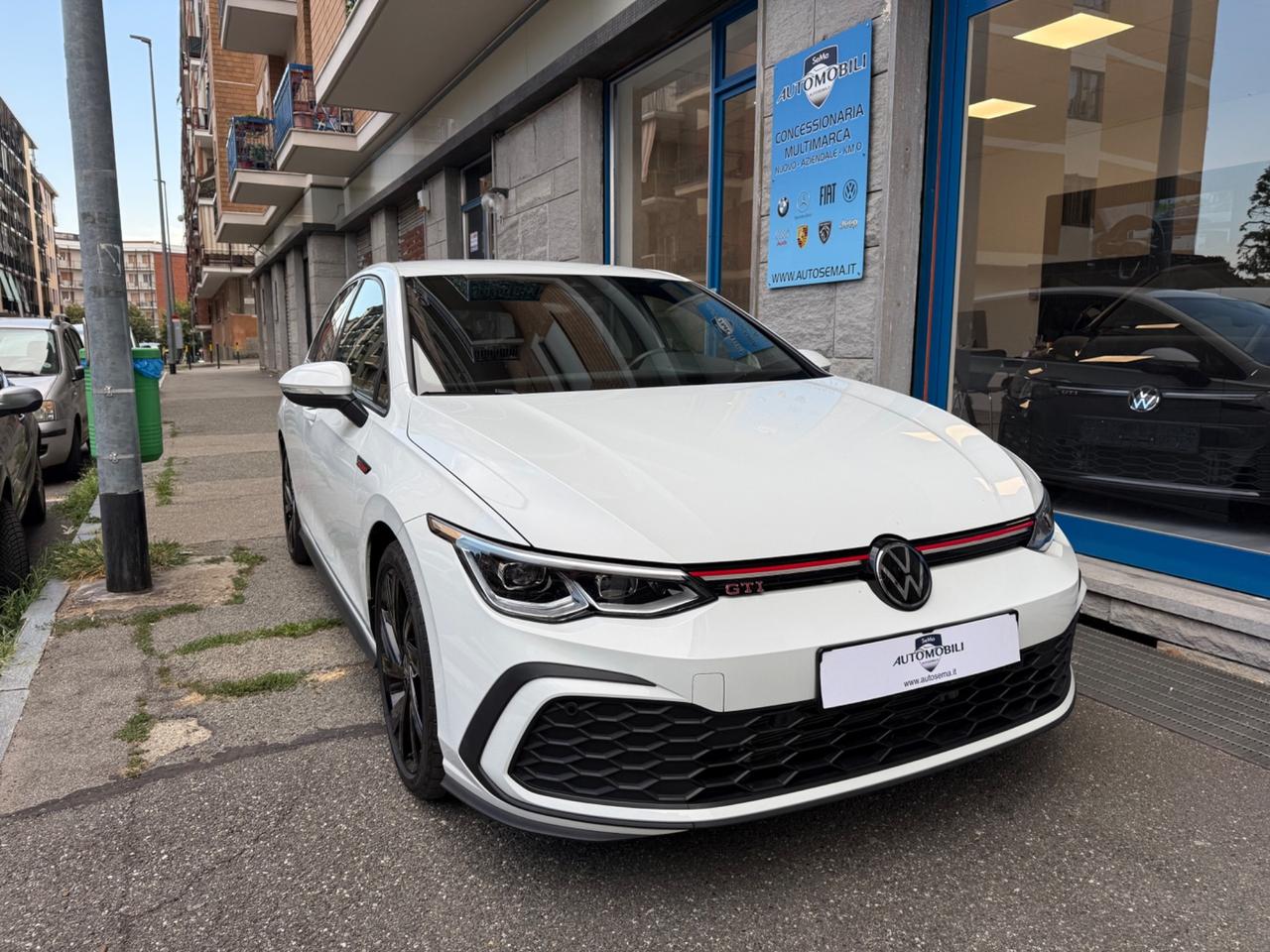 Volkswagen Golf GTI 2.0 TSI DSG PERFORMANCE