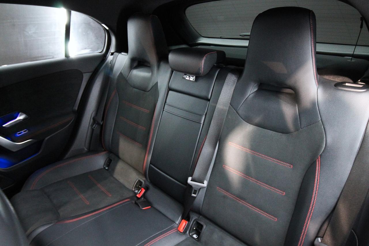 MERCEDES CLASSE A 180D AMG LINE PREMIUM PLUS