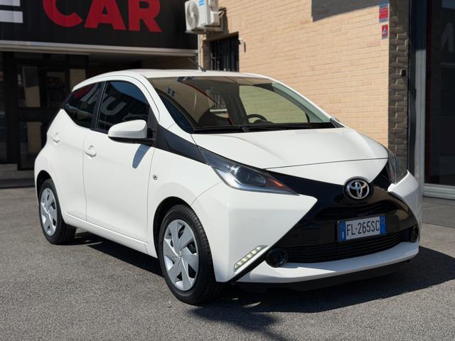 TOYOTA Aygo 1.0 VVT-i 69 CV x-business MMT (NESSUN VINCOLO)