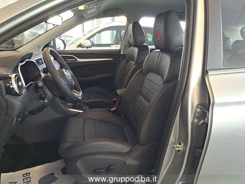 MG ZS 1.5 Classic Luxury Silver (MBC)