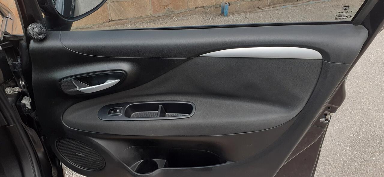 Fiat Punto 1.3 MJT II 75 CV 5 porte Lounge