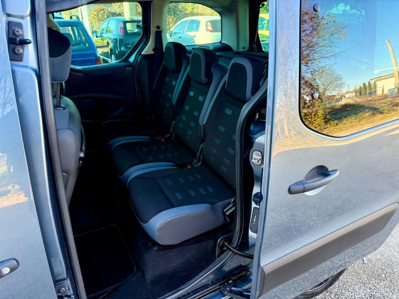 Citroen Berlingo gancio traino