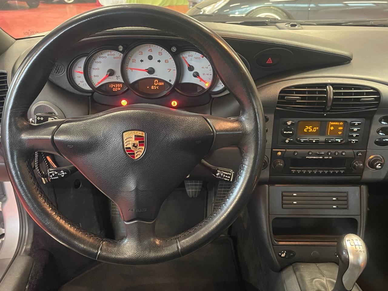 Porsche 911 996 carrera