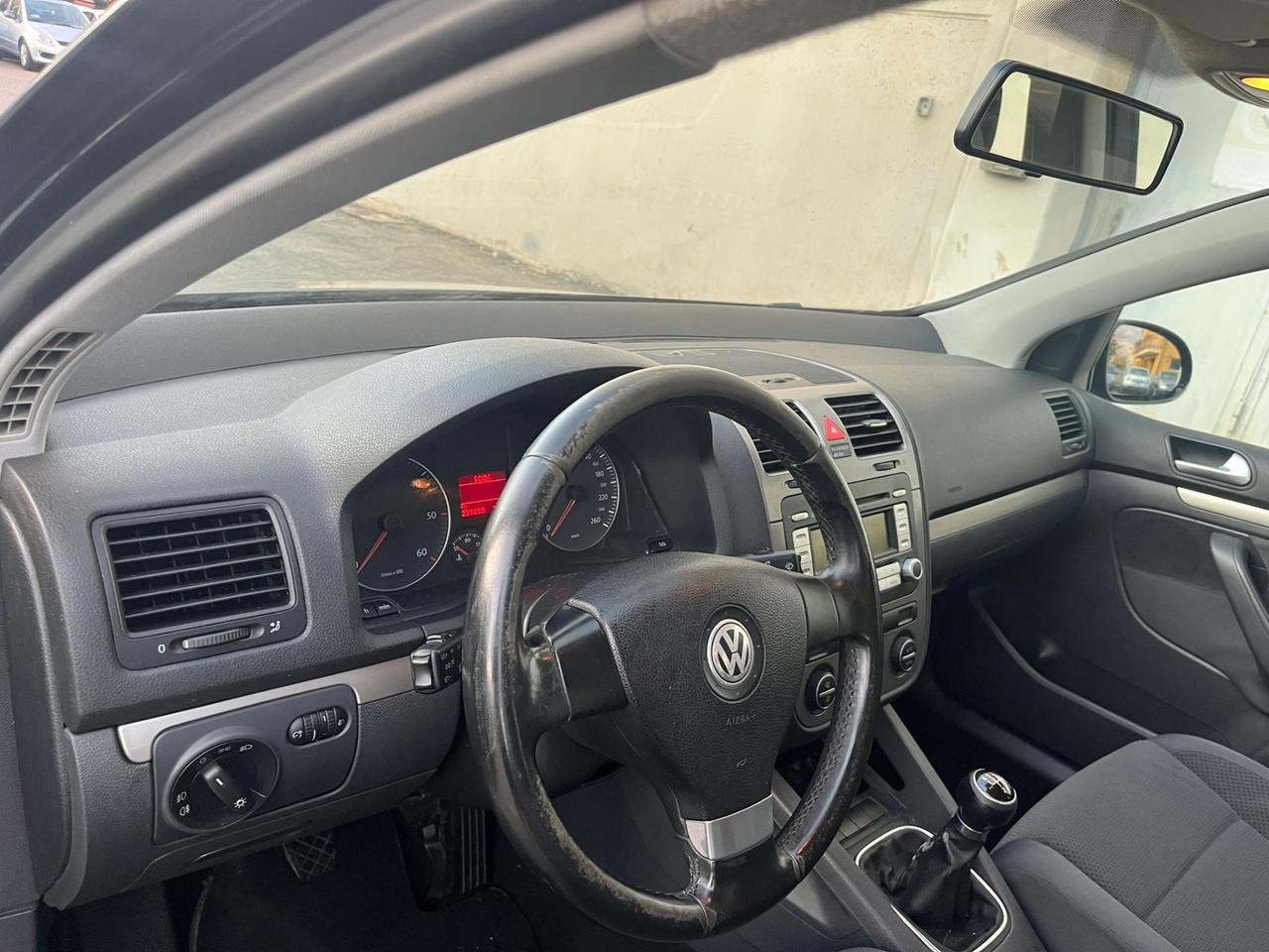 Volkswagen Golf 1.9 TDI 5p. Sportline