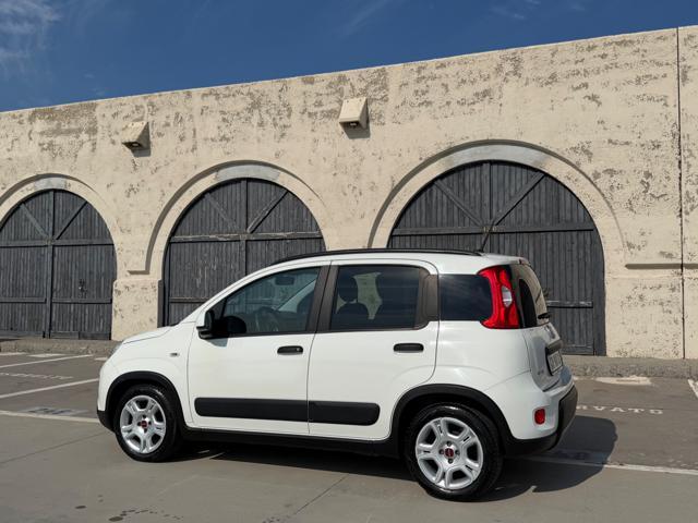 FIAT Panda 1.0 HYBRID CITY LIFE+CLIMATRONIC+SCHERMO+5POSTI