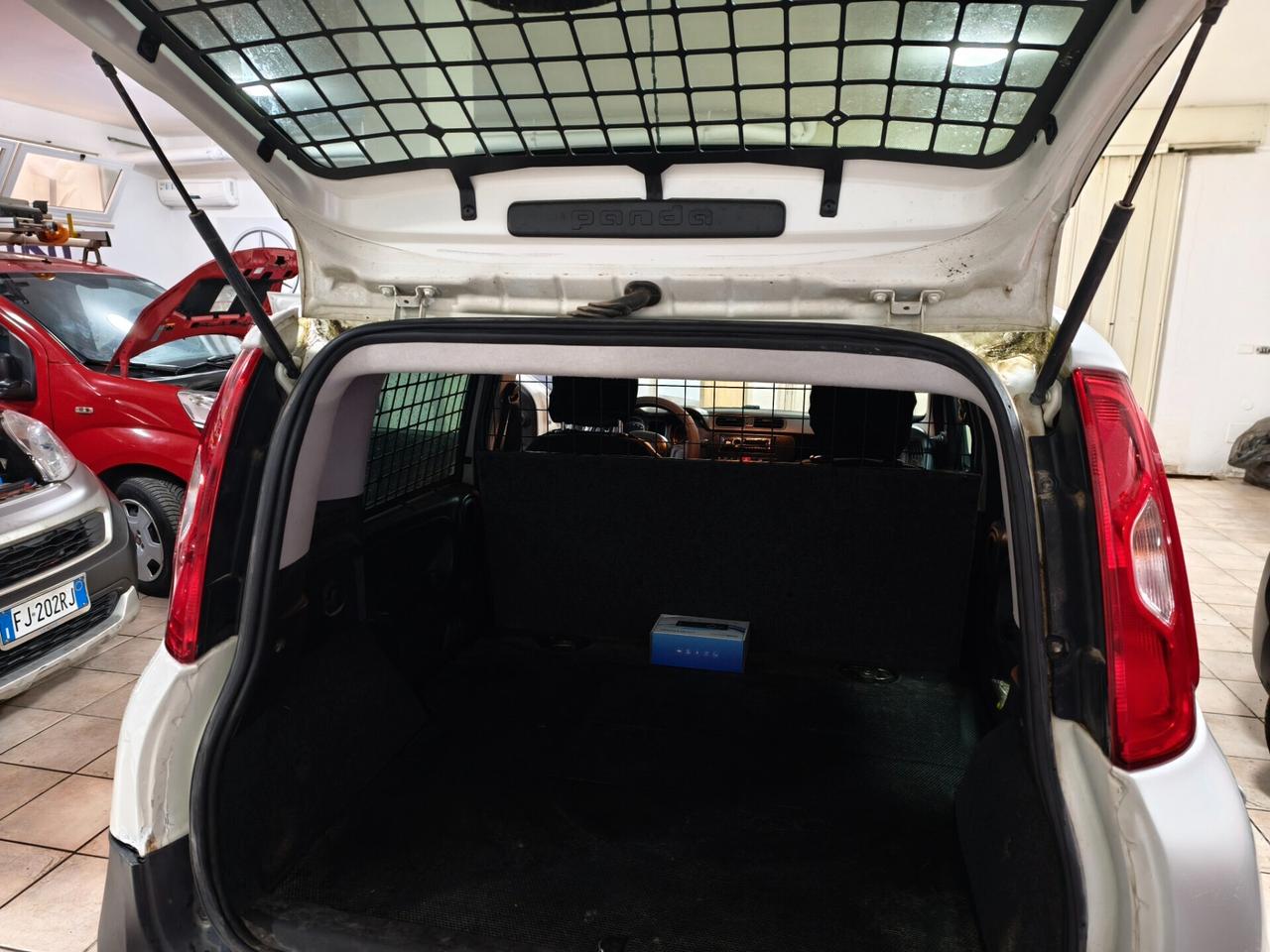 Fiat Panda 1.2 van 2 posti (Autocarro) 12 mesi di garanzia