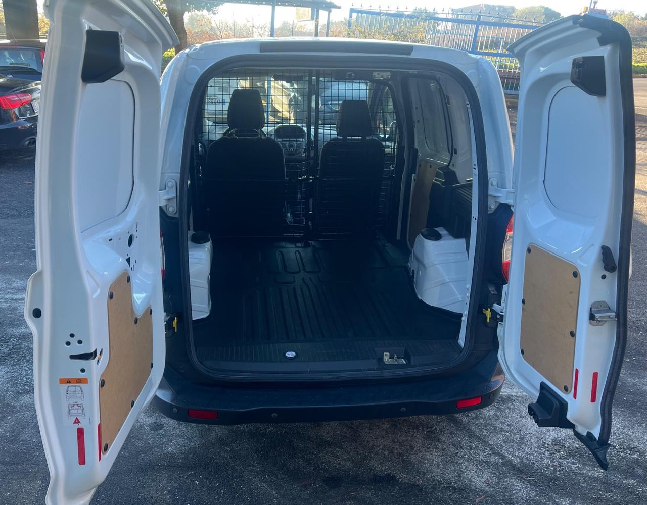 Ford Transit Courier 1.5 TDCI 75 CV-solo km 81000-