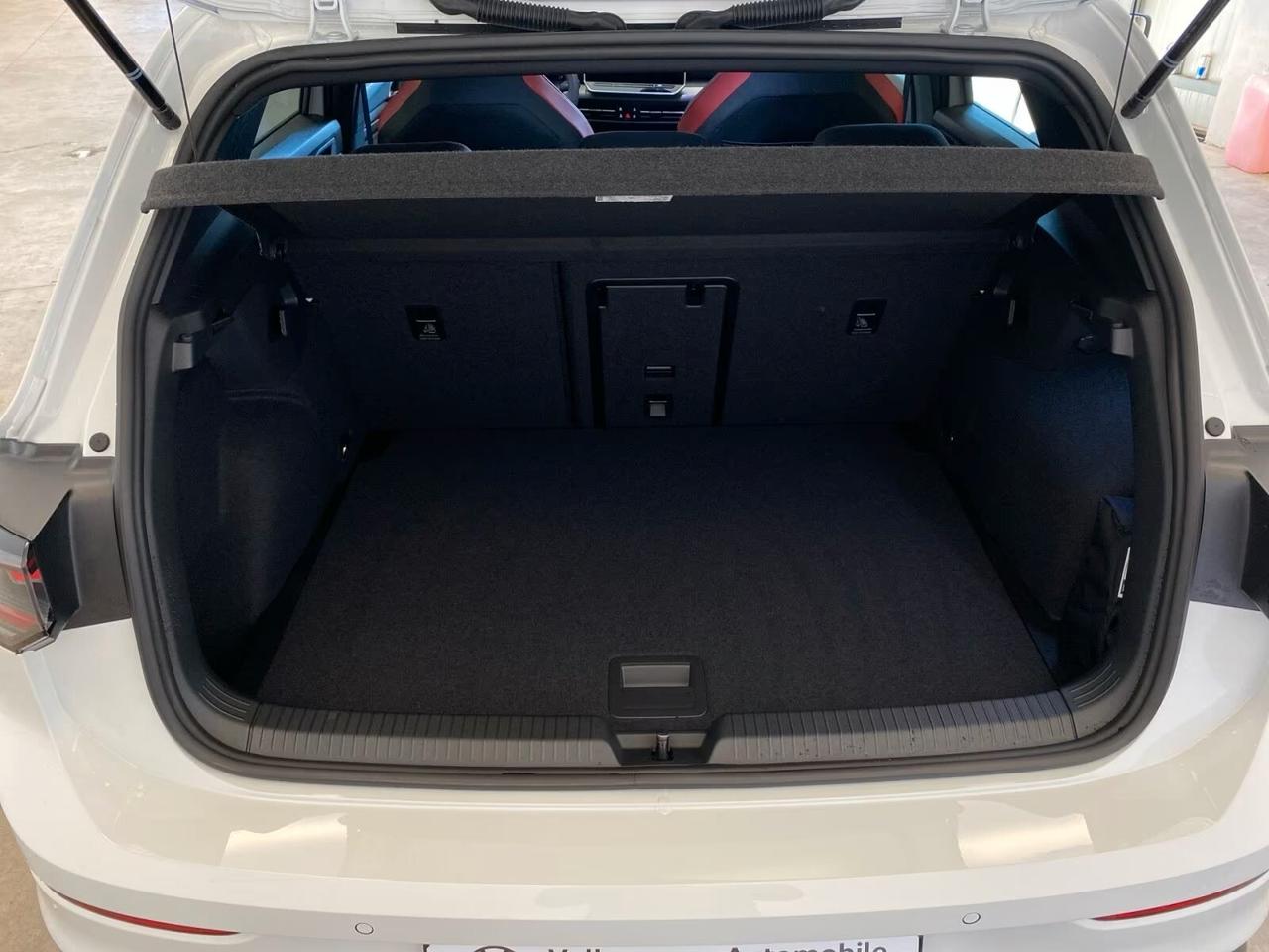 Volkswagen Golf GTI 2.0 TSI DSG 8.5