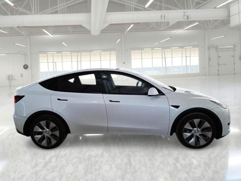 TESLA MODEL Y 50 KWH RWD AUT. SUV
