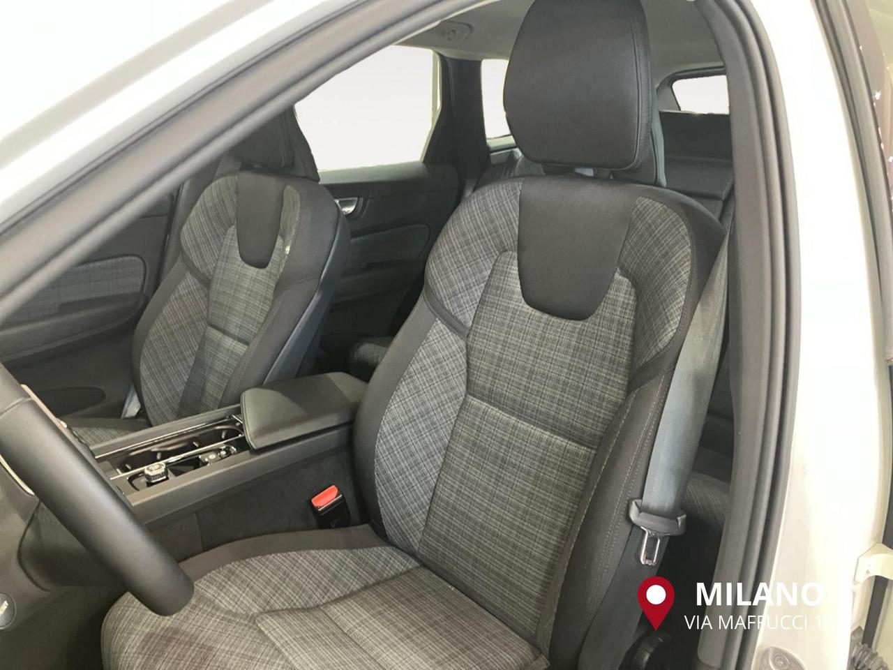 Volvo XC60 B4 (d) automatico Core