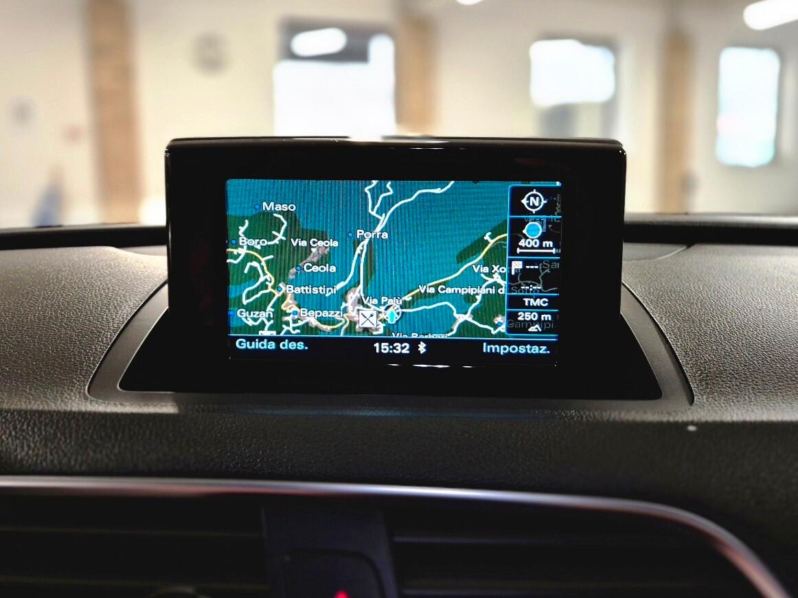 Audi Q3 2.0 TDI 120 CV Business