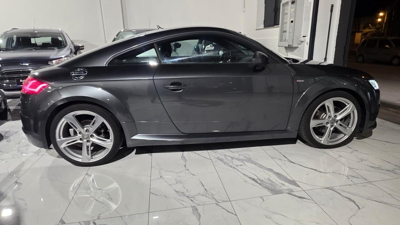 Audi TT Coupé 2.0 TDI ultra S line