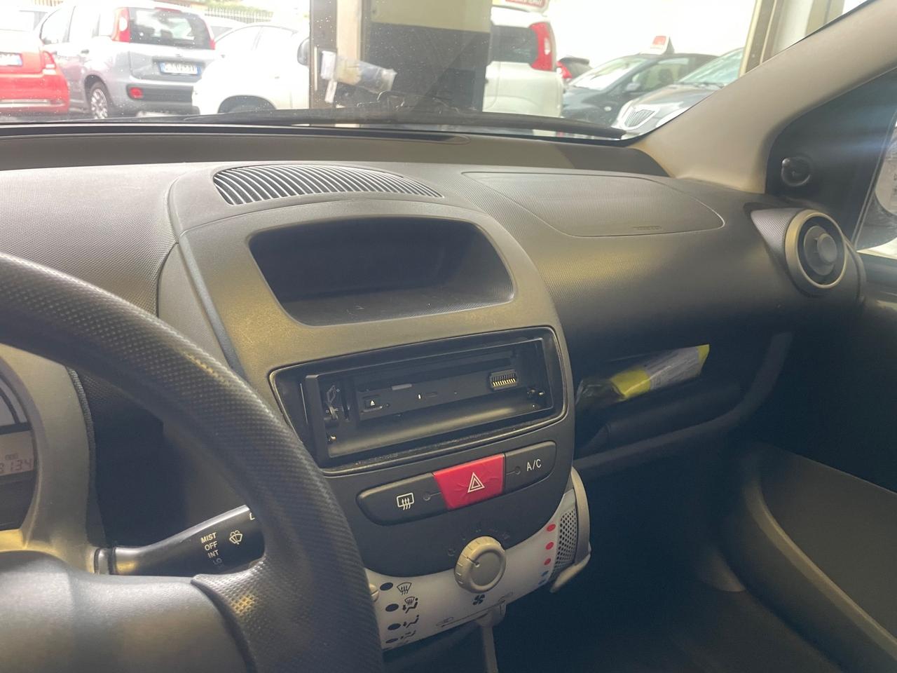 Toyota Aygo 1.0 12V VVT-i 3 porte Now - Nessun vincolo -