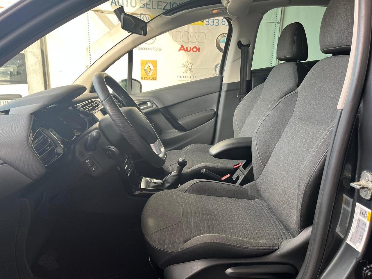 Citroen C3 PureTech 82 TETTO PANORAMICO