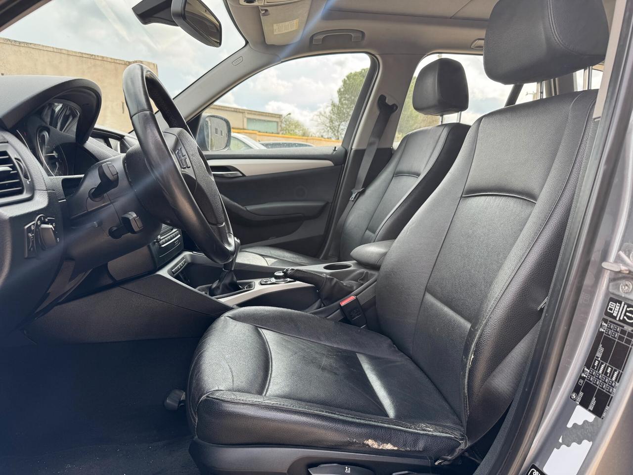 BMW X1 XDRIVE 20D FUTURA 2011