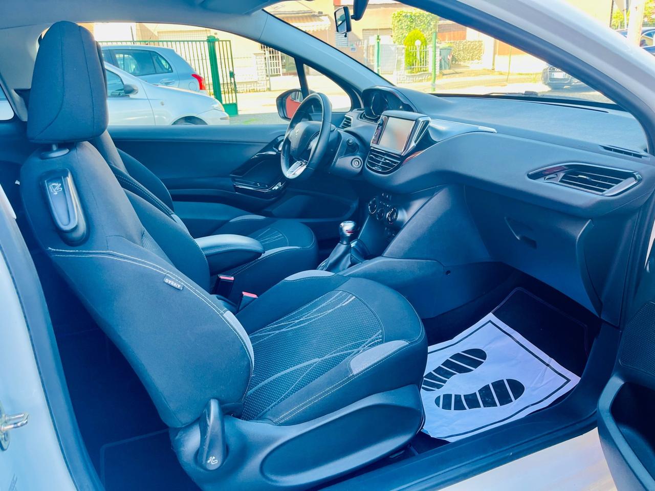 Peugeot 208 1.2 VTi S 82 CV 3 porte