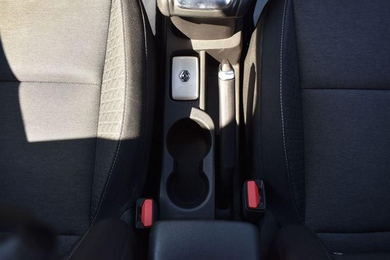Renault Captur E-Tech hybrid 1.6 E-TECH HEV 145 EQUILIBRE AUTO