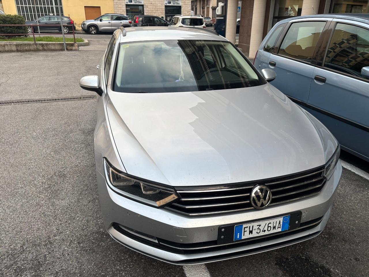 Volkswagen Passat Variant 1.6 TDI SCR DSG Business BMT