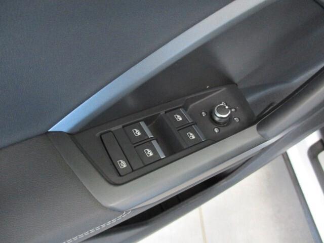 Audi Q3 SPB 35 TDI S tronic Identity Black