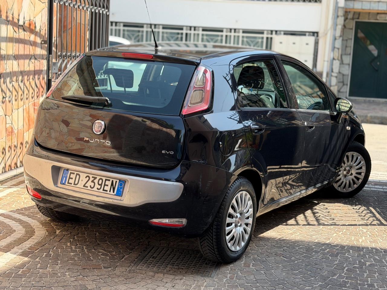 Fiat Punto Evo 1.4 5 porte Dynamic GPL