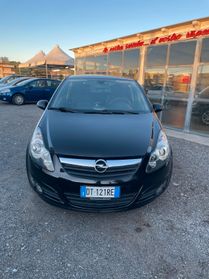 Opel Corsa 1.2 3 porte 80 cv cambio automatico