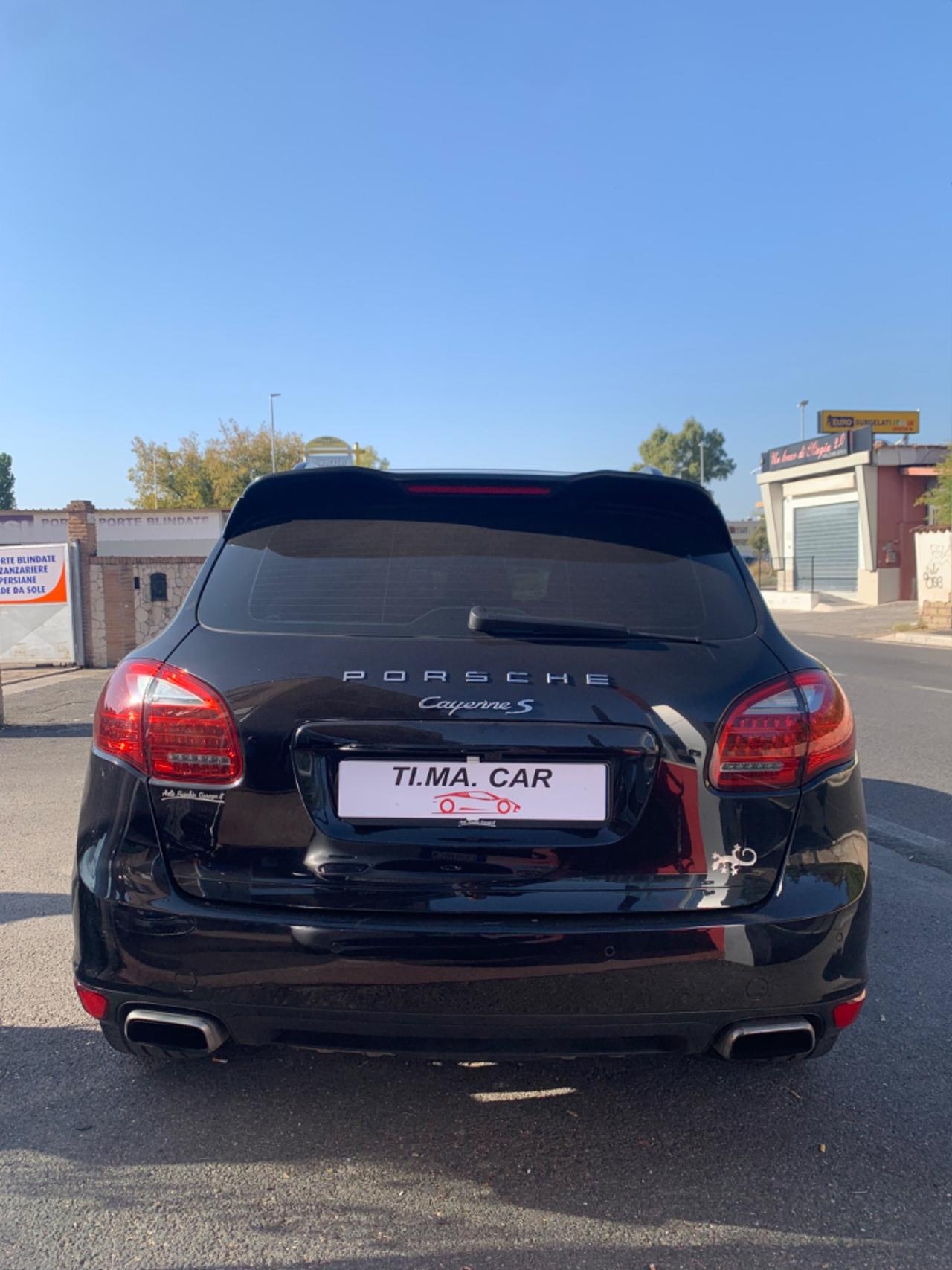 Porsche Cayenne 3.0 S Hybrid