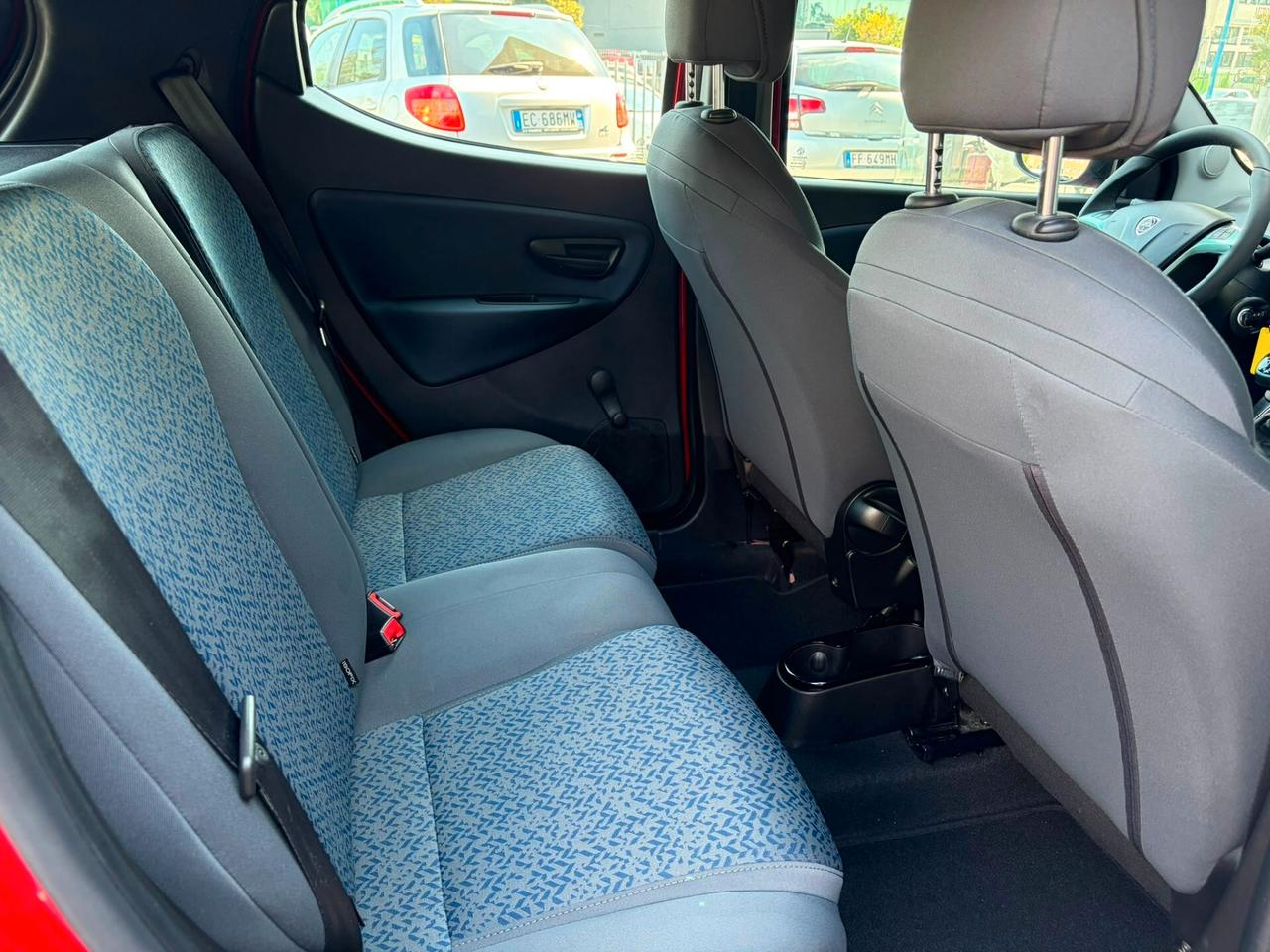 Lancia Ypsilon 1.0 FireFly 5 porte S&S Hybrid Gold