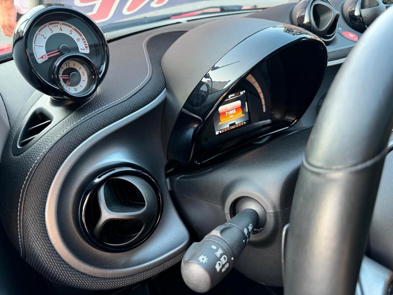 Smart ForFour 90 0.9 Turbo twinamic Brabus Style