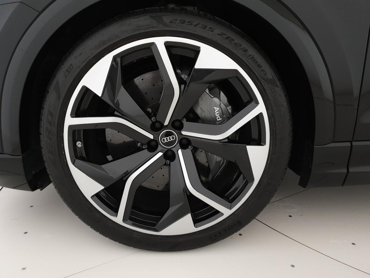 4.0TFSI 600CV quattro tiptronic