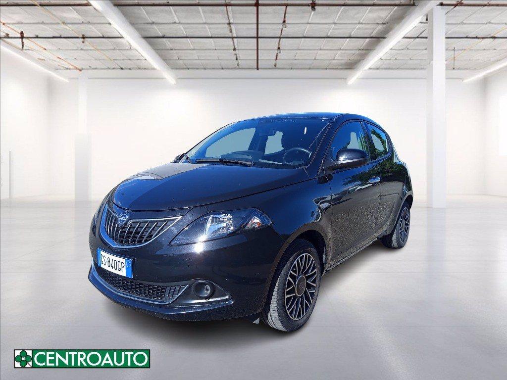 LANCIA Ypsilon 1.0 firefly hybrid Gold Plus s&s 70cv 5p.ti del 2024