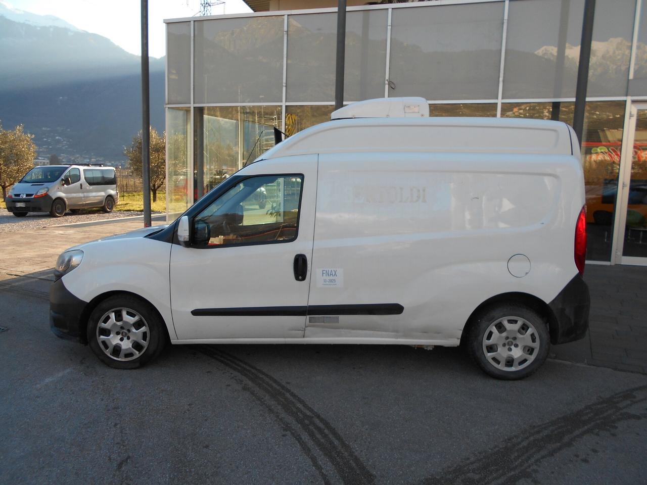 FIAT DOBLO' FURGONE ISOTERMICO CON GRUPPO FRIGORIFERO STRADA E RETE 1. 6 dci