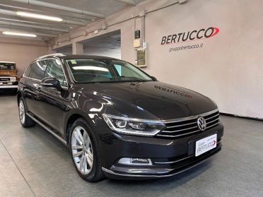 Volkswagen Passat Variant 2.0 TDI 190 CV DSG Highline BlueMotion Tech.