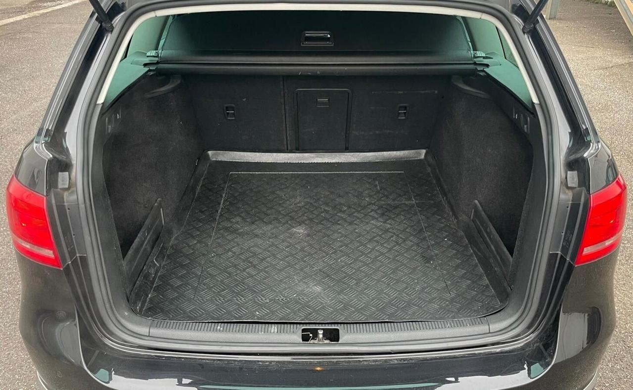 VW PASSAT VARIANT 2.0 TDI 140Cv. DSG COMFORT