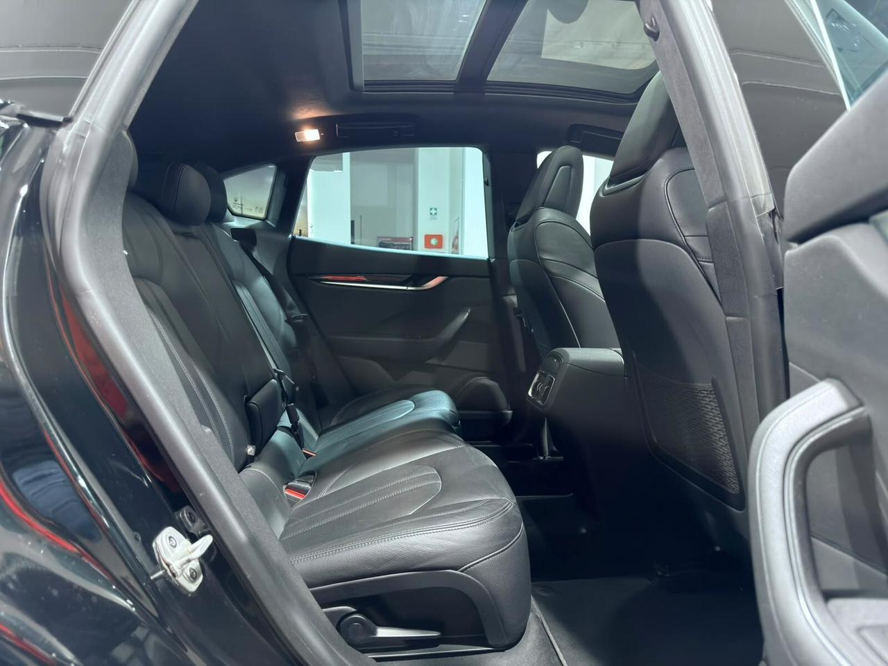 MASERATI LEVANTE GRANSPORT 3.0 350CV