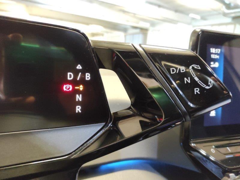 VOLKSWAGEN ID.3 - ID.3 Tech