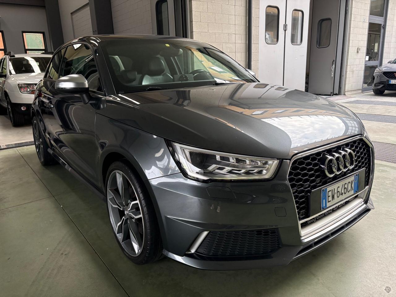 Audi A1 S1 2.0 TFSI quattro manuale