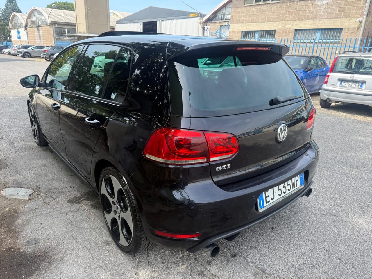 Volkswagen Golf 2.0 TSI DSG 3p. GTI