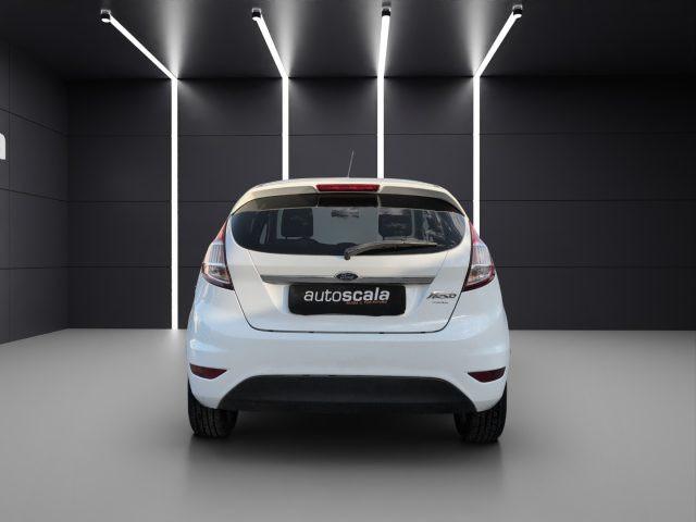 FORD Fiesta 1.5 TDCi 75CV 5 porte Titanium