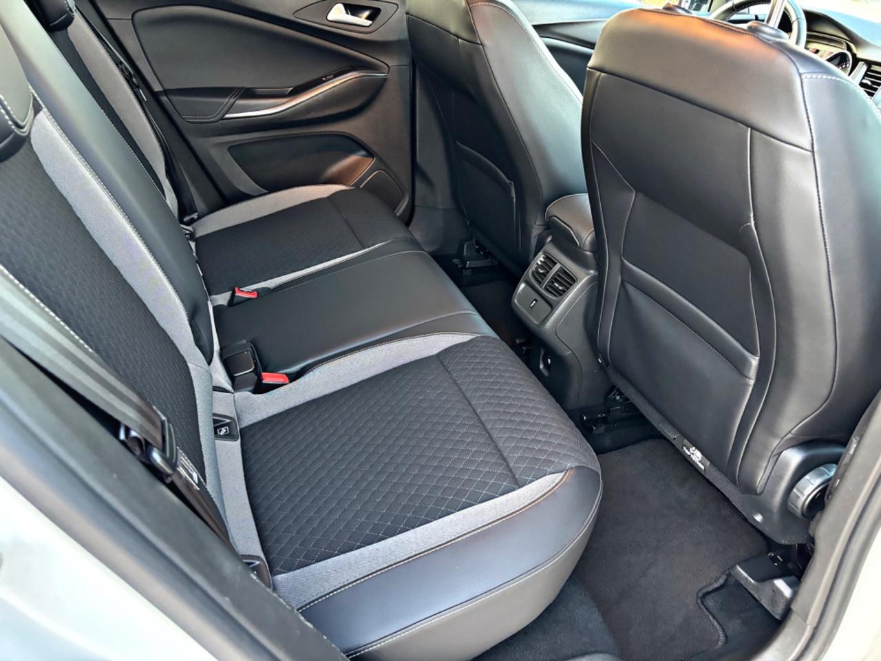 Opel Grandland X 1.5 diesel Ecotec Start&Stop aut. Ultimate