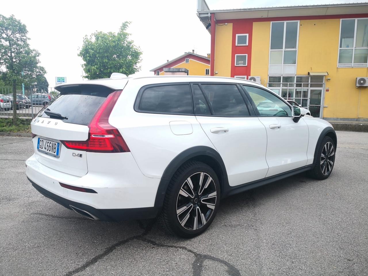 Volvo V60 Cross Country D4 AWD Geartronic ***TENUTA MOLTO BENE***UNIPROPRIETARIO***