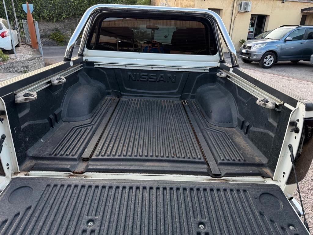 Nissan Navara 2.5 dCi 190CV 4 porte Double Cab XE