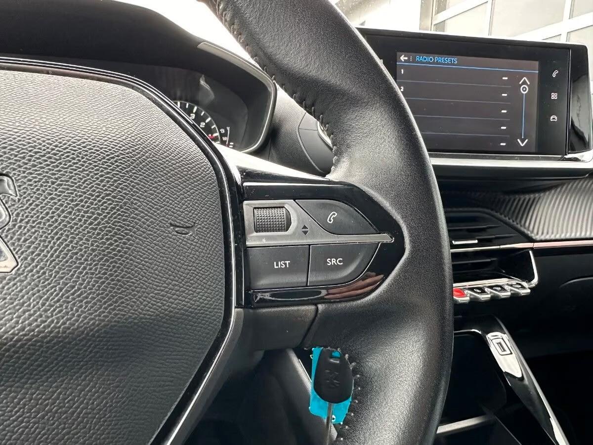 Peugeot 208 PureTech 100 Stop&Start 5 porte Allure