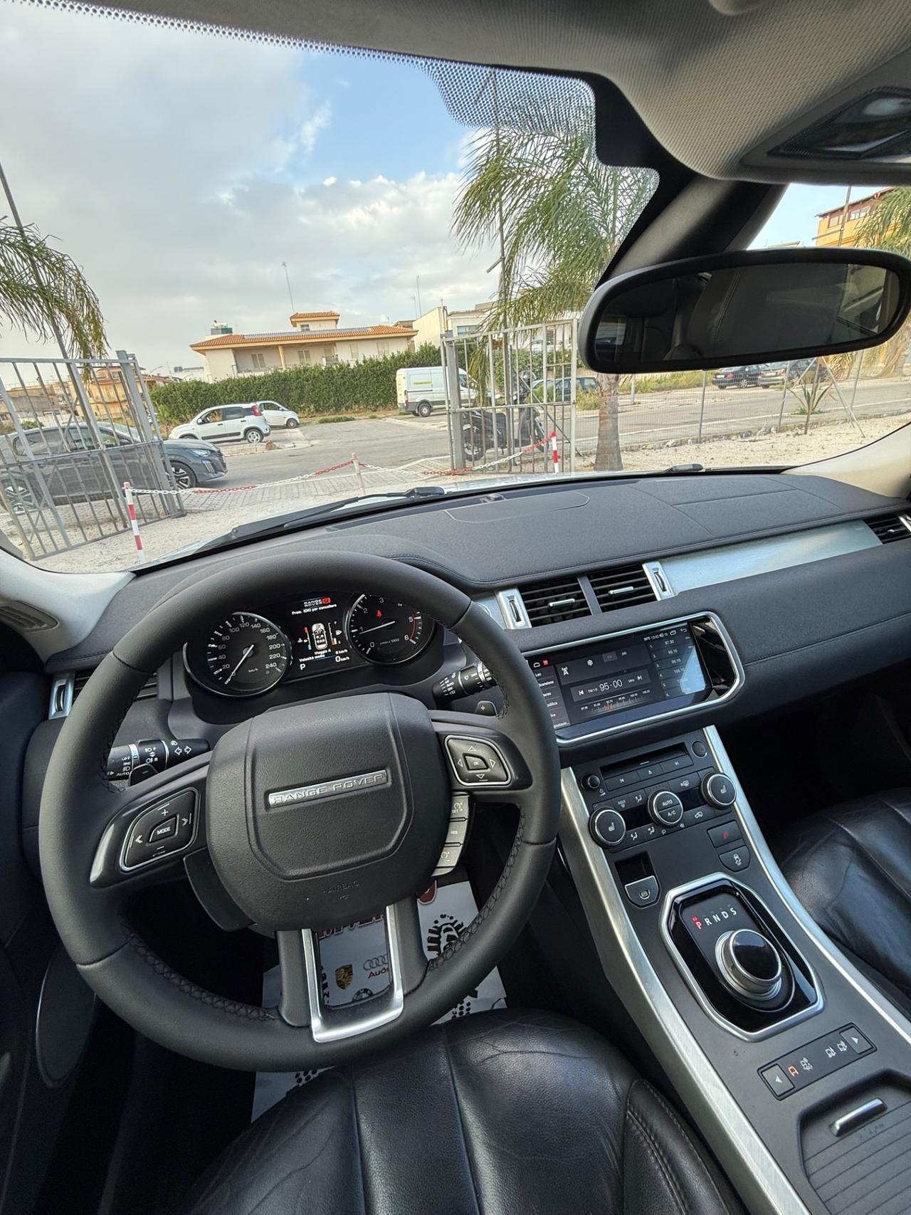 Land Rover Range Evoque 2.2 TD4 5p. Prestige
