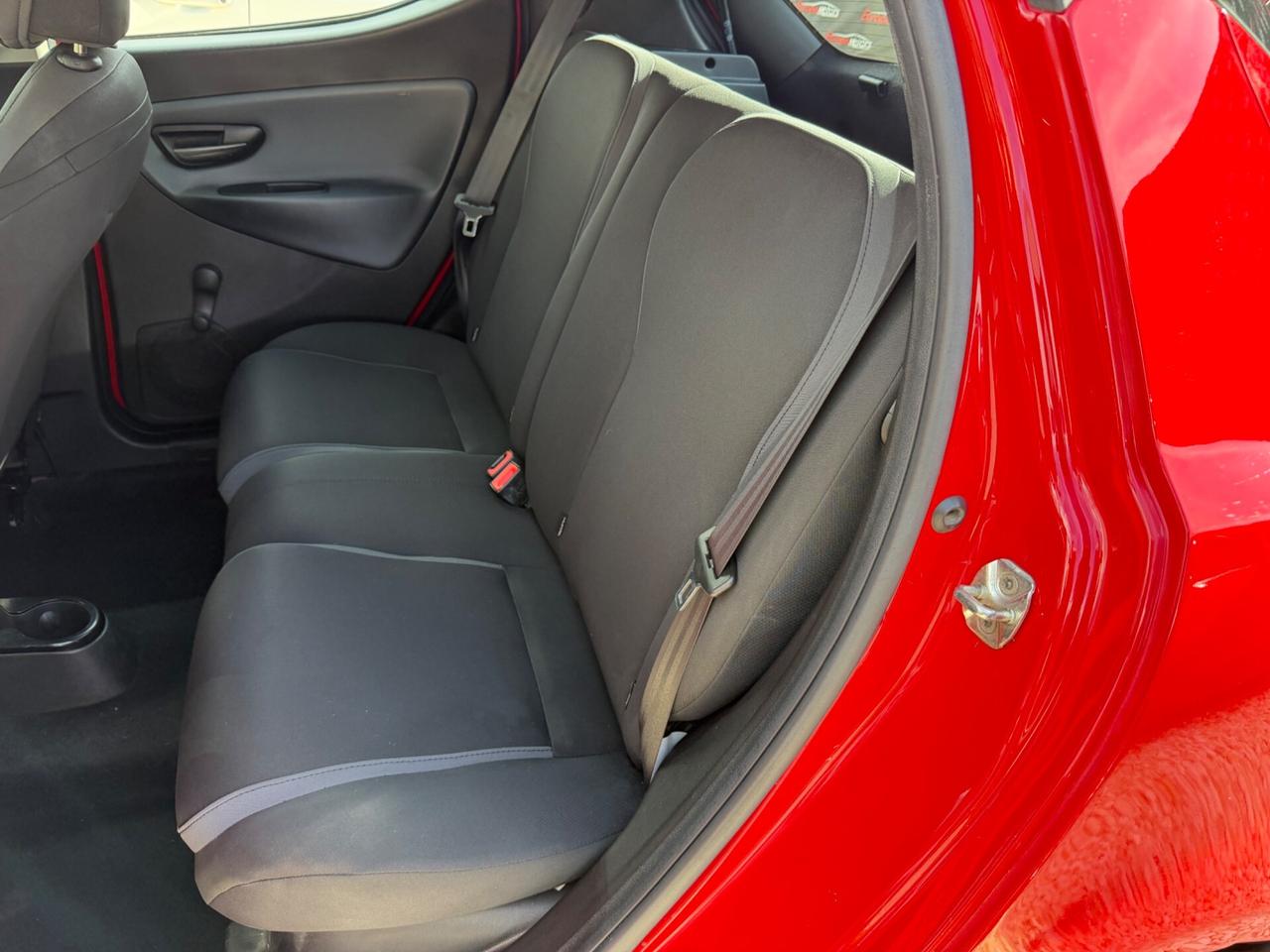 Lancia Ypsilon 1.3 MJT 16V 95 CV 5 porte Euro 6