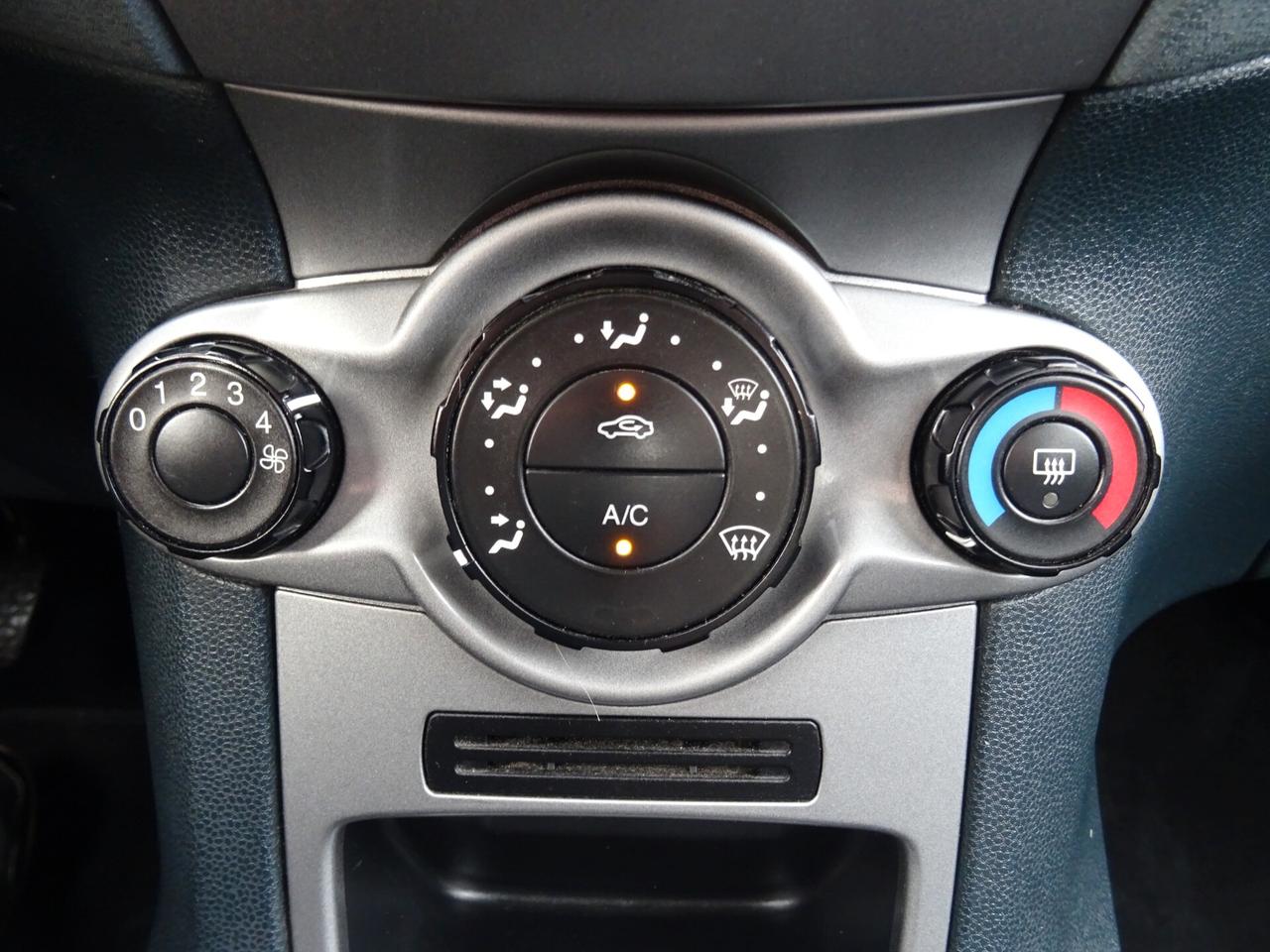 Ford Fiesta 1.2 60CV 5p. OK NEOPATENTATI