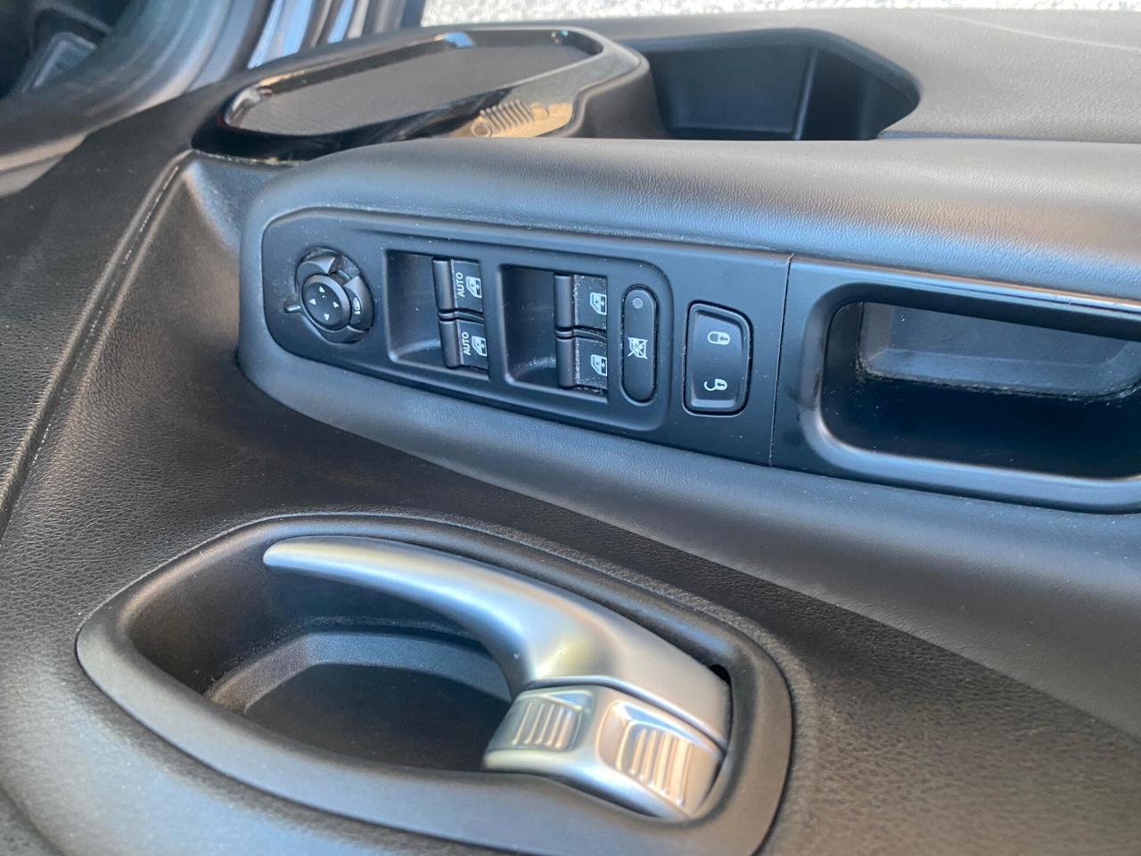 Jeep Renegade 1.4 2018 NIGHT EAGLE