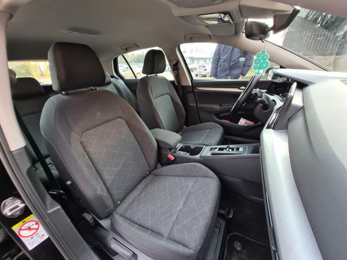 Volkswagen Golf 1.5 etsi evo Life 150cv dsg