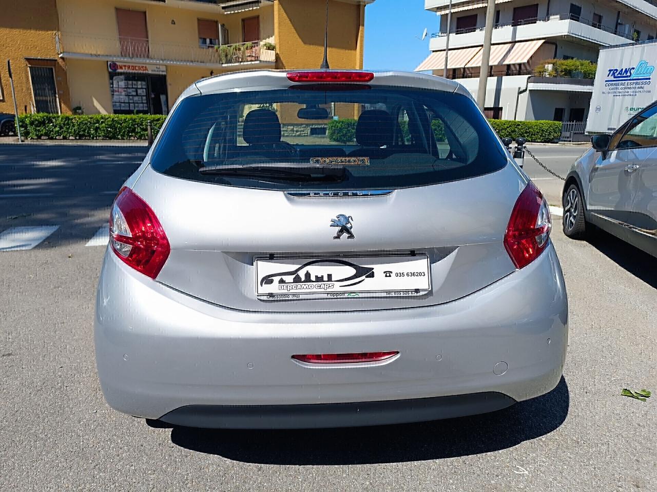 Peugeot 208 1.2 VTI Allure 80.000KM