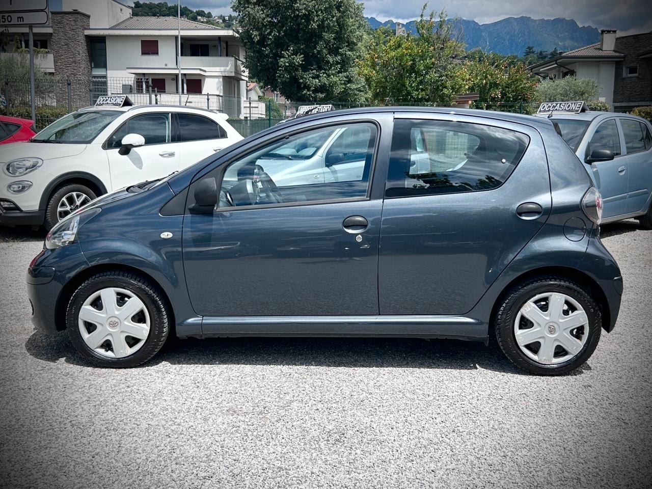 Toyota Aygo 1.0 5 porte - UNIPROPRIETARIO