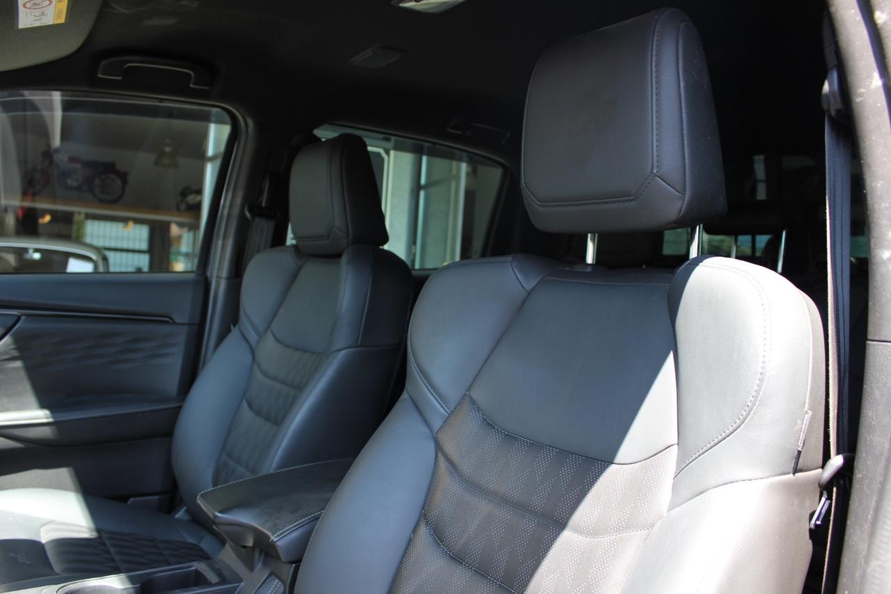 ISUZU N60 NITRO SPORT D-MAX N60 1.9 AUT. SPACE CAB. CEMERA POST. SEDILI RISC.